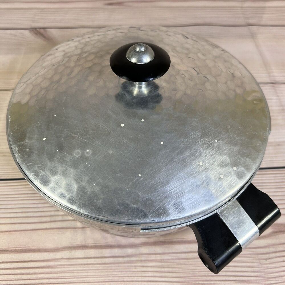 Vintage Puralum Italy Hammered Aluminum Casserole Dish Server w/Lid 8" MCM Retro - Picture 2 of 16